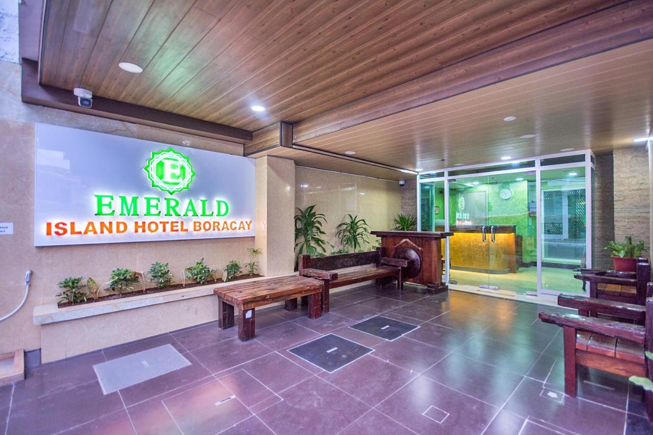Emerald Island Hotel Balabag  Exterior photo